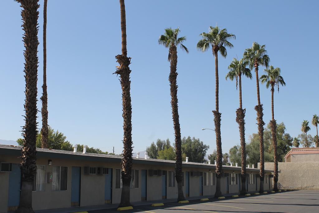 Indio Holiday Motel Dış mekan fotoğraf