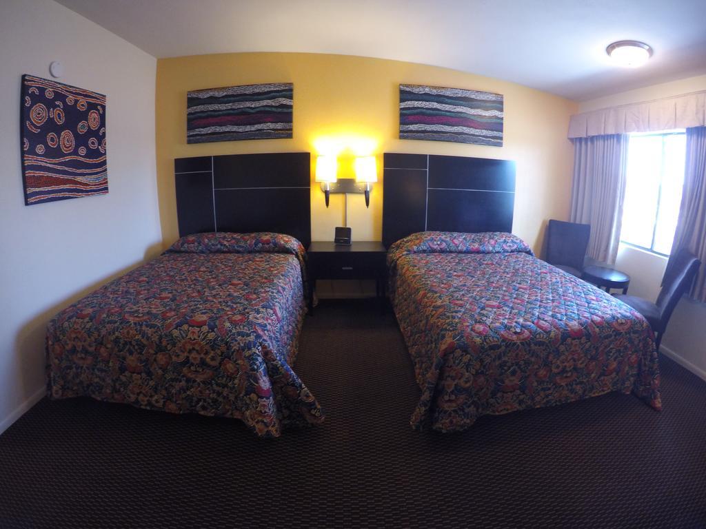 Indio Holiday Motel Dış mekan fotoğraf