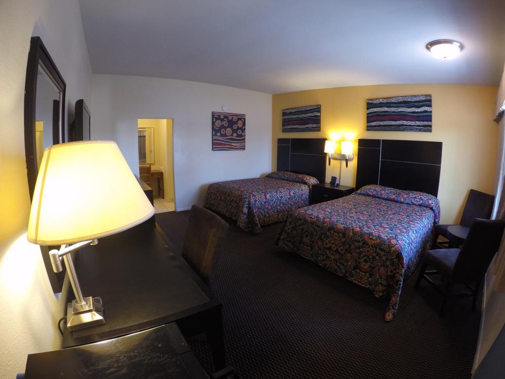 Indio Holiday Motel Dış mekan fotoğraf