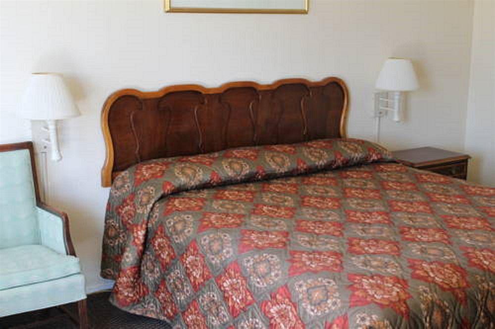 Indio Holiday Motel Dış mekan fotoğraf