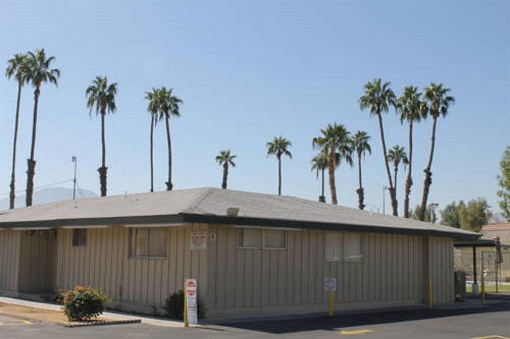 Indio Holiday Motel Dış mekan fotoğraf