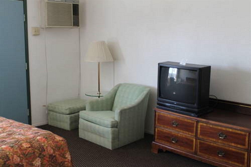 Indio Holiday Motel Dış mekan fotoğraf