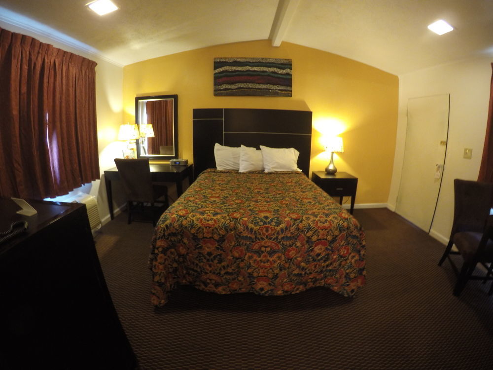 Indio Holiday Motel Dış mekan fotoğraf